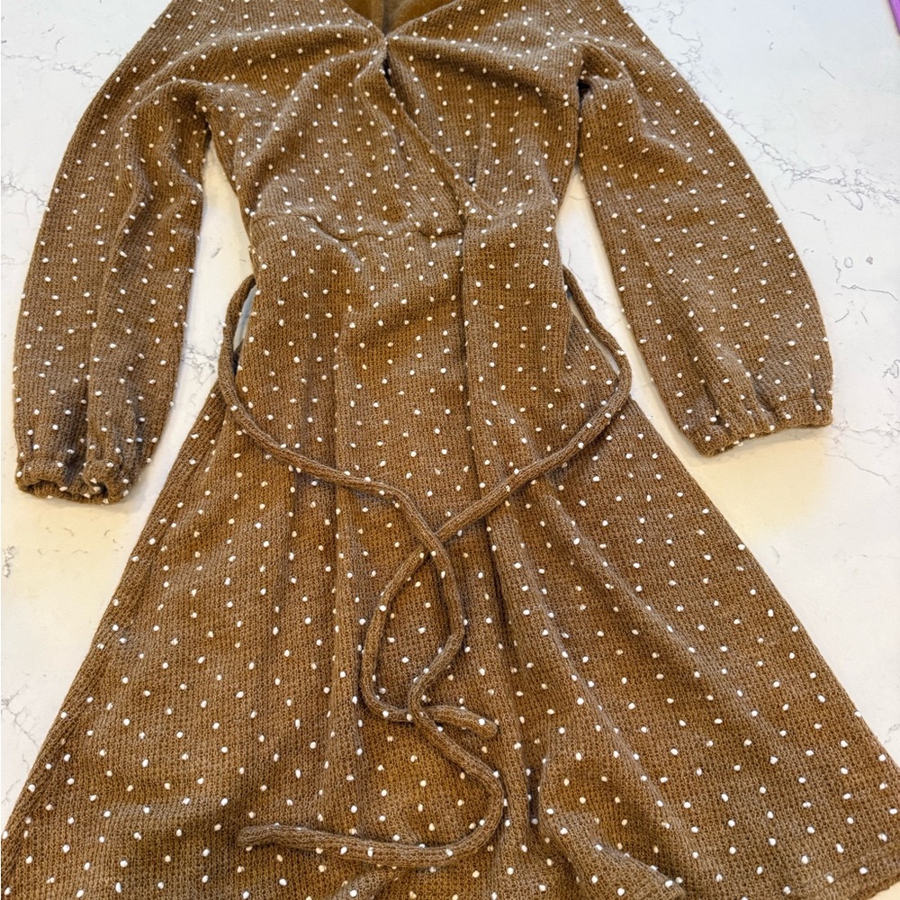 Roolee Brown and White Bishop Sleeve Sundress - Picture 1 of 5